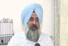 ਹਾਕੀ ਵਿਸ਼ਵ ਕੱਪ 2026 ਤੋਂ ਪਹਿਲਾਂ ਭਾਰਤੀ ਹਾਕੀ ਟੀਮ ਦੀ ਜਰਸੀ ਦਾ ਰੰਗ ਬਦਲਣ ‘ਤੇ ਵਿਵਾਦ, ਪਰਗਟ ਸਿੰਘ ਅਤੇ ਵੀਰੇਨ ਰਸਕੀਨਾ ਨੇ ਜਤਾਈ ਨਾਰਾਜ਼ਗੀ | ਹਾਕੀ ਵਿਸ਼ਵ ਕੱਪ 2026 ਤੋਂ ਪਹਿਲਾਂ ਭਾਰਤੀ ਹਾਕੀ ਟੀਮ ਦੀ ਜਰਸੀ ਦਾ ਰੰਗ ਬਦਲਣ 'ਤੇ ਵਿਵਾਦ, ਪਰਗਟ ਸਿੰਘ ਅਤੇ ਵੀਰੇਨ ਰਸਕੀਨਾ ਨੇ ਜਤਾਈ ਨਾਰਾਜ਼ਗੀ | ਪੰਜਾਬ ਖ਼ਬਰਾਂ