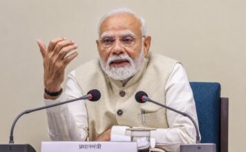 17 ਜੁਲਾਈ ਨੂੰ PM ਮੋਦੀ ਦਾ ਪੰਜਾਬ ਦੌਰਾ, ਹਾਈਡ੍ਰੋਜਨ ਰੇਲਗੱਡੀਆਂ ਅਤੇ ਐਕਸਪ੍ਰੈਸਵੇਅ ਤੋਂ ਇਲਾਵਾ ₹25,000 ਕਰੋੜ ਦੇ ਦੇਣਗੇ ਤੋਹਫ਼ੇ | 17 ਜੁਲਾਈ ਨੂੰ PM ਮੋਦੀ ਦਾ ਪੰਜਾਬ ਦੌਰਾ, ਹਾਈਡ੍ਰੋਜਨ ਰੇਲਗੱਡੀਆਂ ਅਤੇ ਐਕਸਪ੍ਰੈਸਵੇਅ ਤੋਂ ਇਲਾਵਾ ₹25,000 ਕਰੋੜ ਦੇ ਦੇਣਗੇ ਤੋਹਫ਼ੇ | ਪੰਜਾਬ ਖ਼ਬਰਾਂ