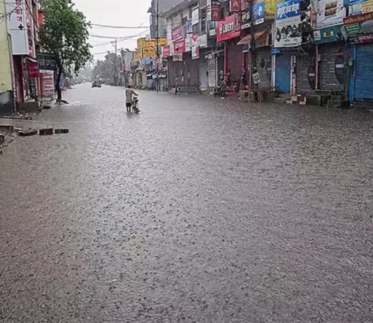 PUNJAB WEATHER NEWS: ਮੌਸਮ ਵਿਭਾਗ ਵੱਲੋਂ ਭਾਰੀ ਮੀਂਹ ਦਾ ‘ਯੈਲੋ ਅਲਰਟ’ ਜਾਰੀ, ਜਾਣੋ ਅਗਲੇ 5 ਦਿਨਾਂ ਦਾ ਹਾਲ