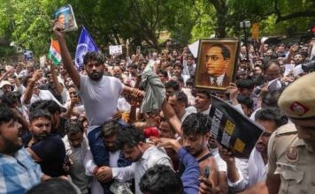 ਸਿਆਸੀ ਧਿਰਾਂ ਦੇ ਖੁੱਲ੍ਹ ਕੇ ਮੈਦਾਨ ‘ਚ ਆਉਣ ਨਾਲ CJP ਦਾ ਪ੍ਰੋਟੈਸਟ ਪਿੱਛੇ ਚਲਾ ਗਿਆ ? |