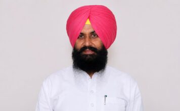 ਪੰਜਾਬ ਕਾਂਗਰਸ ‘ਚ ਵਧਿਆ ਅੰਦਰੂਨੀ ਕਲੇਸ਼, ਰਾਜਾ ਵੜਿੰਗ ਦੇ ਹੱਕ ‘ਚ ਨਿੱਤਰੇ ਸਿਮਰਜੀਤ ਸਿੰਘ ਬੈਂਸ | ਪੰਜਾਬ ਖ਼ਬਰਾਂ ਪੰਜਾਬ ਕਾਂਗਰਸ 'ਚ ਵਧਿਆ ਅੰਦਰੂਨੀ ਕਲੇਸ਼, ਰਾਜਾ ਵੜਿੰਗ ਦੇ ਹੱਕ 'ਚ ਨਿੱਤਰੇ ਸਿਮਰਜੀਤ ਸਿੰਘ ਬੈਂਸ | ਪੰਜਾਬ ਖ਼ਬਰਾਂ