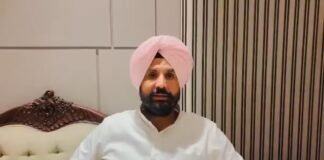 ਰਾਜਾ ਵੜਿੰਗ ਨੇ ਸਾਬਕਾ DGP ਮੁਹੰਮਦ ਮੁਸਤਫਾ ਨੂੰ ਭੇਜਿਆ ਮਾਣਹਾਨੀ ਨੋਟਿਸ, ਜਨਤਕ ਮੁਆਫ਼ੀ ਦੀ ਕੀਤੀ ਮੰਗ | ਰਾਜਾ ਵੜਿੰਗ ਨੇ ਸਾਬਕਾ DGP ਮੁਹੰਮਦ ਮੁਸਤਫਾ ਨੂੰ ਭੇਜਿਆ ਮਾਣਹਾਨੀ ਨੋਟਿਸ, ਜਨਤਕ ਮੁਆਫ਼ੀ ਦੀ ਕੀਤੀ ਮੰਗ | ਪੰਜਾਬ ਖ਼ਬਰਾਂ