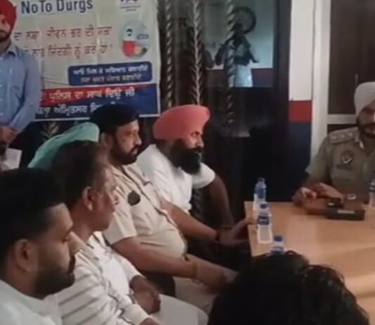majitha police contact campaign ssp kanwalpreet singh chahal meets local residents | เจ
เฉฐเจฎเฉเจฐเจฟเจคเจธเจฐ เฉเจฌเจฐเจพเจ Himanshi Khurana Interview