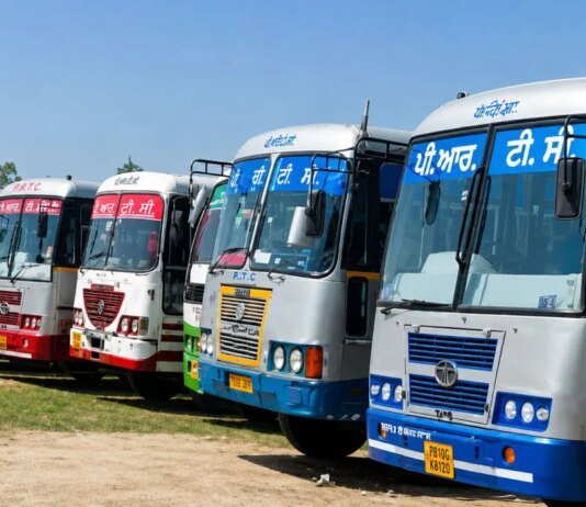 PRTC Bus Strike: ਅੱਜ ਪੰਜਾਬ ‘ਚ ਨਹੀਂ ਚੱਲਣਗੀਆਂ ਸਰਕਾਰੀ ਬੱਸਾਂ! ਰੋਡਵੇਜ਼ ਤੇ PRTC ਕੱਚੇ ਮੁਲਾਜ਼ਮਾਂ ਦੀ ਸੂਬਾ ਪੱਧਰੀ ਹੜਤਾਲ | PRTC Bus Strike: ਅੱਜ ਪੰਜਾਬ 'ਚ ਨਹੀਂ ਚੱਲਣਗੀਆਂ ਸਰਕਾਰੀ ਬੱਸਾਂ! ਰੋਡਵੇਜ਼ ਤੇ PRTC ਕੱਚੇ ਮੁਲਾਜ਼ਮਾਂ ਦੀ ਸੂਬਾ ਪੱਧਰੀ ਹੜਤਾਲ | ਪੰਜਾਬ ਖ਼ਬਰਾਂ