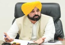 ਪੰਜਾਬ ਦੀਆਂ ਮਹਿਲਾਵਾਂ ਲਈ ਰੱਖੜੀ ‘ਤੇ ਵੱਡਾ ਤੋਹਫ਼ਾ, 1000 ਤੇ 1500 ਰੁਪਏ ਮਹੀਨਾ ਸਹਾਇਤਾ ਦਾ ਐਲਾਨ | ਪੰਜਾਬ ਦੀਆਂ ਮਹਿਲਾਵਾਂ ਲਈ ਰੱਖੜੀ 'ਤੇ ਵੱਡਾ ਤੋਹਫ਼ਾ, 1000 ਤੇ 1500 ਰੁਪਏ ਮਹੀਨਾ ਸਹਾਇਤਾ ਦਾ ਐਲਾਨ | ਪੰਜਾਬ ਖ਼ਬਰਾਂ