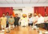 CM ਭਗਵੰਤ ਮਾਨ ਸ਼ੇਰ-ਏ-ਪੰਜਾਬ T-20 ਕੱਪ ਦੇ ਖਿਡਾਰੀਆਂ ਨਾਲ ਕੀਤੀ ਮੁਲਾਕਾਤ, ‘ਖੇਡਦਾ ਪੰਜਾਬ, ਵਧਦਾ ਪੰਜਾਬ’ ਦਾ ਦਿੱਤਾ ਸੰਦੇਸ਼| CM ਭਗਵੰਤ ਮਾਨ ਸ਼ੇਰ-ਏ-ਪੰਜਾਬ T-20 ਕੱਪ ਦੇ ਖਿਡਾਰੀਆਂ ਨਾਲ ਕੀਤੀ ਮੁਲਾਕਾਤ, 'ਖੇਡਦਾ ਪੰਜਾਬ, ਵਧਦਾ ਪੰਜਾਬ' ਦਾ ਦਿੱਤਾ ਸੰਦੇਸ਼ | ਪੰਜਾਬ ਖ਼ਬਰਾਂ