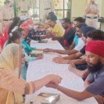 ਹੁਸ਼ਿਆਰਪੁਰ: ਕੇਂਦਰੀ ਜੇਲ੍ਹ ਵਿੱਚ ਰੱਖੜੀ ਦਾ ਭਾਵੁਕ ਮਾਹੌਲ, ਭੈਣਾਂ ਨੇ ਭਰਾਵਾਂ ਨੂੰ ਬੰਨ੍ਹੀ ਰੱਖੜੀ | Punjab Congress Clash