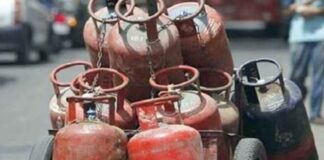 commercial lpg cylinder price cut by 192 rupees atf price increased august 2026 commercial lpg cylinder price cut by 192 rupees atf price increased august 2026 |