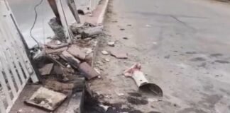 rajpura truck accident after stray animal comes on road residents demand action! rajpura truck accident after stray animal comes on road residents demand action | เจชเจเจฟเจเจฒเจพ เฉเจฌเจฐเจพเจ (Patiala News)