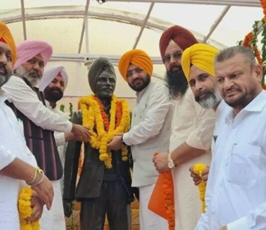 ਸ਼ਹੀਦ ਕਰਨੈਲ ਸਿੰਘ ਈਸੜੂ ਦੇ ਪਿੰਡ ਲਈ ਵੱਡਾ ਐਲਾਨ, ਵਿਕਾਸ ਕਾਰਜਾਂ ਲਈ 2 ਕਰੋੜ 17 ਲੱਖ ਦੀ ਗ੍ਰਾਂਟ | ਸ਼ਹੀਦ ਕਰਨੈਲ ਸਿੰਘ ਈਸੜੂ ਦੇ ਪਿੰਡ ਲਈ ਵੱਡਾ ਐਲਾਨ, ਵਿਕਾਸ ਕਾਰਜਾਂ ਲਈ 2 ਕਰੋੜ 17 ਲੱਖ ਦੀ ਗ੍ਰਾਂਟ | ਪੰਜਾਬ ਖ਼ਬਰਾਂ
