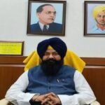 ਚੇਅਰਮੈਨ ਜਸਵੀਰ ਸਿੰਘ ਗੜ੍ਹੀ ਨੇ ਖੁੱਲ੍ਹੇ ਦਰਬਾਰ ਦੌਰਾਨ ਲੋਕਾਂ ਦੀਆਂ ਮੁਸ਼ਕਿਲਾਂ ਸੁਣਕੇ ਕੀਤੀਆਂ ਹੱਲ | ਚੇਅਰਮੈਨ ਜਸਵੀਰ ਸਿੰਘ ਗੜ੍ਹੀ ਨੇ ਖੁੱਲ੍ਹੇ ਦਰਬਾਰ ਦੌਰਾਨ ਲੋਕਾਂ ਦੀਆਂ ਮੁਸ਼ਕਿਲਾਂ ਸੁਣਕੇ ਕੀਤੀਆਂ ਹੱਲ | ਪੰਜਾਬ ਖ਼ਬਰਾਂ