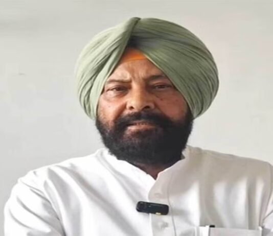 ਪੰਜਾਬ BJP ਨੇ ਕੀਤਾ ਨਵੀਂ ਟੀਮ ਦਾ ਐਲਾਨ, ਕਿਸ ਨੂੰ ਮਿਲੀ ਕਿਹੜੀ ਜ਼ਿੰਮੇਵਾਰੀ, ਦੇਖੋ ਪੂਰੀ ਸੂਚੀ | ਪੰਜਾਬ BJP ਨੇ ਕੀਤਾ ਨਵੀਂ ਟੀਮ ਦਾ ਐਲਾਨ, ਕਿਸ ਨੂੰ ਮਿਲੀ ਕਿਹੜੀ ਜ਼ਿੰਮੇਵਾਰੀ, ਦੇਖੋ ਪੂਰੀ ਸੂਚੀ | ਪੰਜਾਬ ਖ਼ਬਰਾਂ
