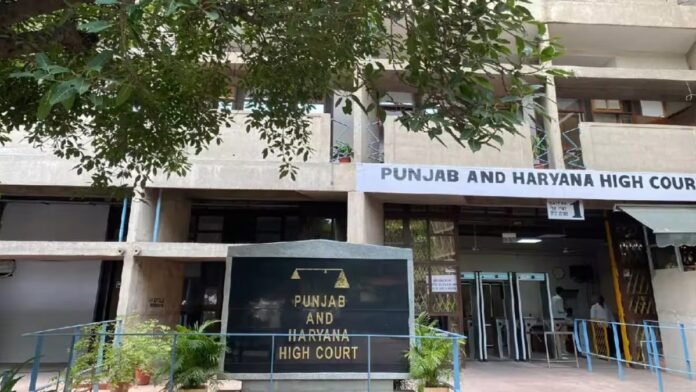 ਪੰਜਾਬ-ਹਰਿਆਣਾ HC ਨੂੰ ਮਿਲਣਗੇ 9 ਨਵੇਂ ਜੱਜ, ਕੇਂਦਰ ਵੱਲੋਂ 9 ਨਾਵਾਂ ਨੂੰ ਮਨਜ਼ੂਰੀ... | ਪੰਜਾਬ ਖ਼ਬਰਾਂ