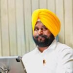 ਪੀਣ ਵਾਲੇ ਪਾਣੀ ਦੀਆਂ 50 ਸਾਲ ਪੁਰਾਣੀਆਂ ਪਾਈਪਾਂ ਜਲਦ ਬਦਲੀਆਂ ਜਾਣਗੀਆਂ: ਡਾ. ਜਸਬੀਰ ਸਿੰਘ ਸੰਧੂ | ਪੀਣ ਵਾਲੇ ਪਾਣੀ ਦੀਆਂ 50 ਸਾਲ ਪੁਰਾਣੀਆਂ ਪਾਈਪਾਂ ਜਲਦ ਬਦਲੀਆਂ ਜਾਣਗੀਆਂ: ਡਾ. ਜਸਬੀਰ ਸਿੰਘ ਸੰਧੂ | ਪੰਜਾਬ ਖ਼ਬਰਾਂ