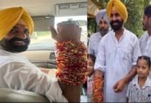 ਗੁਰਪ੍ਰੀਤ ਸਿੰਘ ਜੀਪੀ ਨੇ 500 ਭੈਣਾਂ ਤੋਂ ਬੰਨ੍ਹਵਾਈ ਰੱਖੜੀ, ਬੱਸੀ ਪਠਾਣਾਂ ਵਿੱਚ ਮਨਾਇਆ ਯਾਦਗਾਰ ਸਮਾਗਮ |