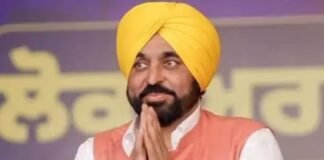 ਪੰਜਾਬ ’ਚ ਸਰਕਾਰੀ ਭਰਤੀਆਂ ਦਾ ਨਵਾਂ ਰਿਕਾਰਡ, ‘ਮਿਸ਼ਨ ਰੋਜ਼ਗਾਰ’ ਤਹਿਤ 68,268 ਤੋਂ ਵੱਧ ਨੌਜਵਾਨਾਂ ਨੂੰ ਨੌਕਰੀਆਂ | ਦਿਨ ਵਿੱਚ ਹਨੇਰਾ ਕਰਨ ਵਾਲਾ ਤੂਫਾਨ 'ਕ੍ਰੋਵਾਨਹ' ਹੋਇਆ ਐਕਟਿਵ, ਅਗਲੇ 48 ਘੰਟੇ ਮੁਸ਼ਕਲ