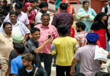 Punjab Census 2027: ਪੰਜਾਬ ਵਿੱਚ ਜਾਤੀ ਜਨਗਣਨਾ 1 ਦਸੰਬਰ ਤੋਂ ਸ਼ੁਰੂ: ਪੁੱਛੇ ਜਾਣਗੇ ਇਹ 40 ਸਵਾਲ | ਵਿਆਹ ਦੇ ਰਿਸੈਪਸ਼ਨ ਦੌਰਾਨ ਲੱਗੀ ਅੱਗ: 22 ਦੀ ਮੌਤ
