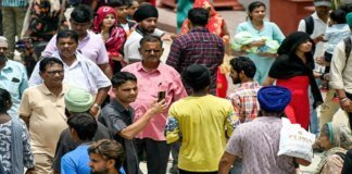 Punjab Census 2027: ਪੰਜਾਬ ਵਿੱਚ ਜਾਤੀ ਜਨਗਣਨਾ 1 ਦਸੰਬਰ ਤੋਂ ਸ਼ੁਰੂ: ਪੁੱਛੇ ਜਾਣਗੇ ਇਹ 40 ਸਵਾਲ | ਵਿਆਹ ਦੇ ਰਿਸੈਪਸ਼ਨ ਦੌਰਾਨ ਲੱਗੀ ਅੱਗ: 22 ਦੀ ਮੌਤ