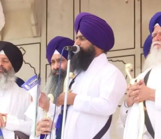 five singh sahibans take major decision against amarjit singh chawla and malkit singh | Harmeet Kalka