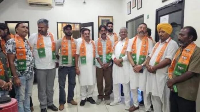 bathinda-2026-09-3c2eb32427cc69f4c9970b8aa07af95c-1200x675.jpg MLA ਦੀ ਵੀਡੀਓ ਵਾਇਰਲ, ਕਿਹਾ, ਮੇਰਾ ਬੰਦਾ ਨਹੀਂ ਜਿੱਤਿਆ ਤਾਂ...