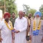 ਕਾਂਗਰਸ ਪਾਰਟੀ ਨੂੰ ਵੱਡਾ ਝਟਕਾ; ਰਾਜਿੰਦਰ ਸਿੰਘ ਸਮੇਤ ਸੈਂਕੜੇ ਸਾਥੀਆਂ ਸਮੇਤ AAP ਵਿੱਚ ਸ਼ਾਮਲ | ਟਰਾਂਸਪੋਰਟ ਅਧਿਕਾਰੀ 2.5 ਲੱਖ ਰੁਪਏ ਰਿਸ਼ਵਤ ਲੈਂਦਿਆਂ ਰੰਗੇ ਹੱਥੀਂ ਕਾਬੂ