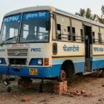 Punjab: ਰੋਡਵੇਜ਼ ਬੱਸ ਹੀ ਚੋਰੀ ਕਰਕੇ ਲੈ ਗਏ ਚੋਰ, 21KM ਦੂਰ ਇੱਟਾਂ ‘ਤੇ ਟਿਕੀ ਮਿਲੀ, ਚਾਰੇ ਟਾਇਰ ਅਤੇ ਬੈਟਰੀਆਂ ਗਾਇਬ | Ek Anar So Bimar
