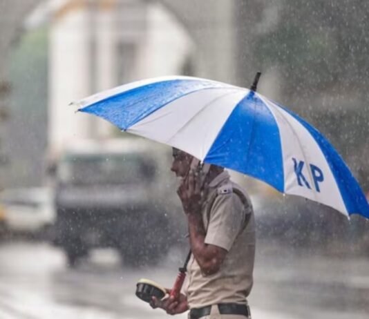 4 october weather alert: rain and strong winds expected across punjab and many states | 8th Pay Commission Update: ਦੁਸਹਿਰੇ ਤੋਂ ਪਹਿਲਾਂ DA ਉਤੇ ਹੋਏਗਾ ਵੱਡਾ ਐਲਾਨ?