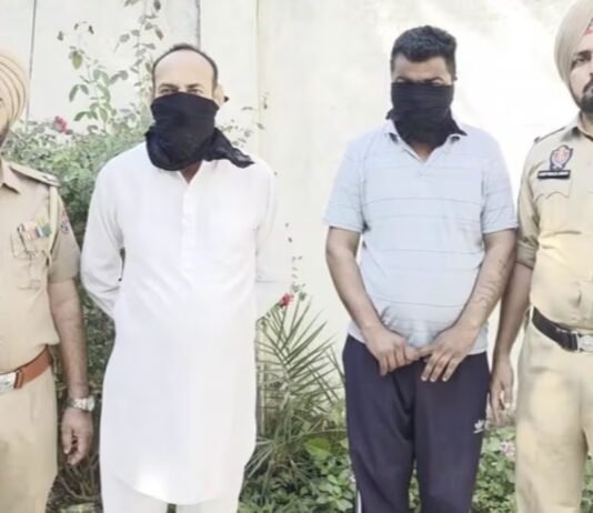 fake police officers accused of extorting couples in patiala | ਸਲਮਾਨ ਦੇ ਘਰ ਭਾਰੀ ਸੁਰੱਖਿਆ ਤਾਇਨਾਤ, ਅਕਸ਼ੈ ਨੇ ਲਗਵਾਏ ਬੁਲੇਟਪਰੂਫ ਸ਼ੀਸ਼ੇ