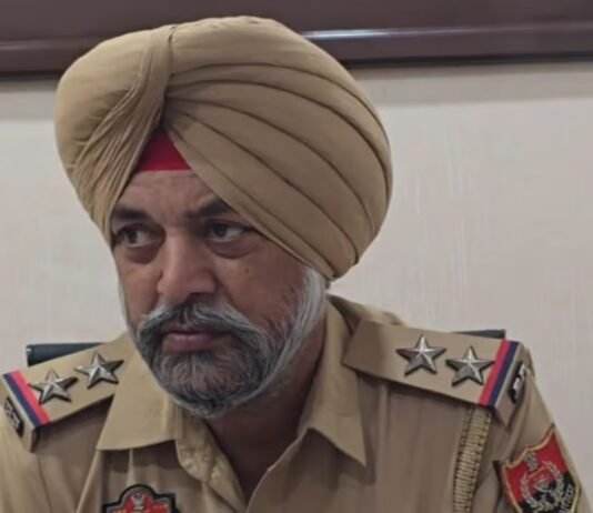 nabha elderly man robbed of rs 2.95 lakh after alleged drugging, police investigate ਕਰਵਾ ਚੌਥ ’ਤੇ ਸਸਤਾ ਹੋਇਆ ਸੋਨਾ-ਚਾਂਦੀ, ਜਾਣੋ ਅੱਜ 22K ਅਤੇ 24K ਸੋਨੇ ਦਾ ਕੀ ਹੈ ਰੇਟ?