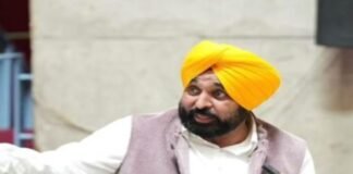 ਪੰਜਾਬ ਦੇ ਪਾਣੀਆਂ ’ਤੇ CM ਭਗਵੰਤ ਮਾਨ ਦਾ ਸਖ਼ਤ ਰੁਖ਼, ਵਿਧਾਨ ਸਭਾ ’ਚ ਮਤਾ ਪਾਸ | ਪਾਕਿਸਤਾਨੀ ਸਿੱਖਾਂ ਦੇ 49 ਮੈਂਬਰੀ ਜਥੇ ਨੇ ਸੱਚਖੰਡ ਸ੍ਰੀ ਹਰਿਮੰਦਰ ਸਾਹਿਬ ਵਿਖੇ ਕੀਤੇ