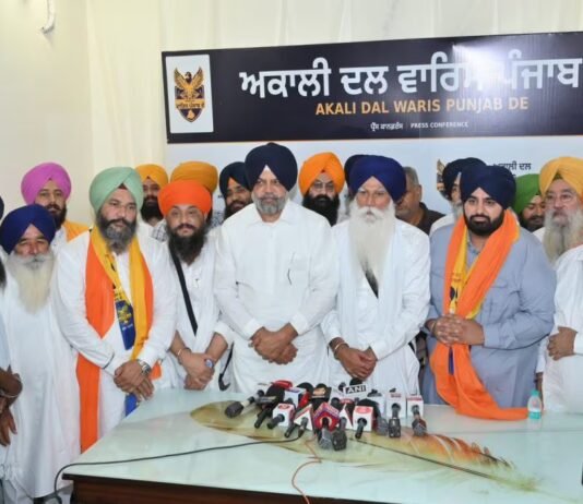 ਪੰਜਾਬੀ ਫ਼ਿਲਮ ਇੰਡਸਟਰੀ ਦੀ ਨਾਮੀ ਹਸਤੀ ਅਕਾਲੀ ਦਲ (wpd) ਵਿਚ ਸ਼ਾਮਲ | ਨਾਭਾ ਜੇਲ੍ਹ ਬ੍ਰੇਕ ਮਾਮਲੇ 'ਚ ਰਮਨਜੀਤ ਰੋਮੀ ਨੂੰ ਵੱਡੀ ਰਾਹਤ