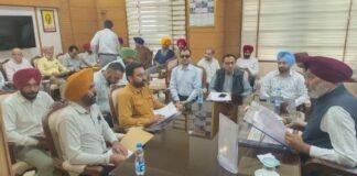 ਮੰਗਾਂ ਉਪਰ ਮੰਤਰੀ ਨੇ ਸਹਿਮਤੀ ਜਤਾਈ ਕੱਲ੍ਹ ਦੁਪਹਿਰ ਨੂੰ ਕੀਤਾ ਜਾਵੇਗਾ ਸਪੱਸ਼ਟ: ਰੇਸ਼ਮ ਸਿੰਘ ਗਿੱਲ | 89,000 ਤਸਕਰ ਗ੍ਰਿਫ਼ਤਾਰ, 23 ਕਰੋੜ ਰੁਪਏ ਦੀ 'ਨਸ਼ੇ ਦੀ ਕਮਾਈ' ਬਰਾਮਦ